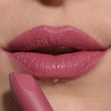sateneno-chervilo-makeup-revolution-lip-allure-soft-satin-lipstick-nyuans-berry-boss-32-gr-5.jpg