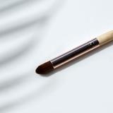 ekologichna-chetka-za-korektor-so-eco-concealer-brush-1-br-2.jpg