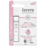 otsveten-balsam-za-ustni-s-bademovo-maslo-lavera-sheer-lip-balm-45-gr-2.jpg