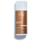 Овлажняващ шампоан за суха и изтощена коса със сквалан и омега 9 - Wella Professionals Ultimate Smooth с антистатичен ефект, 50 мл